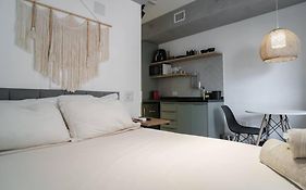 Studio 807 Id Jauaperi